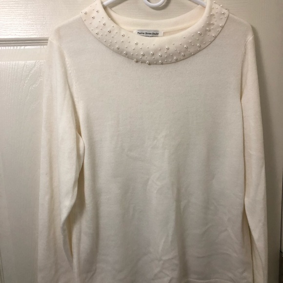 4 Sweatshirts 🔥🔥👚👚👚👚 - Picture 7 of 8